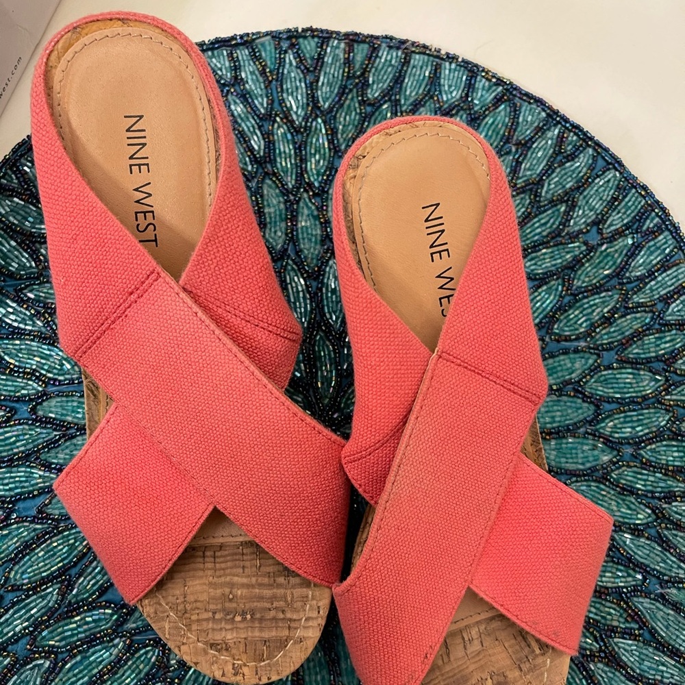 Nine West wedges, size 6